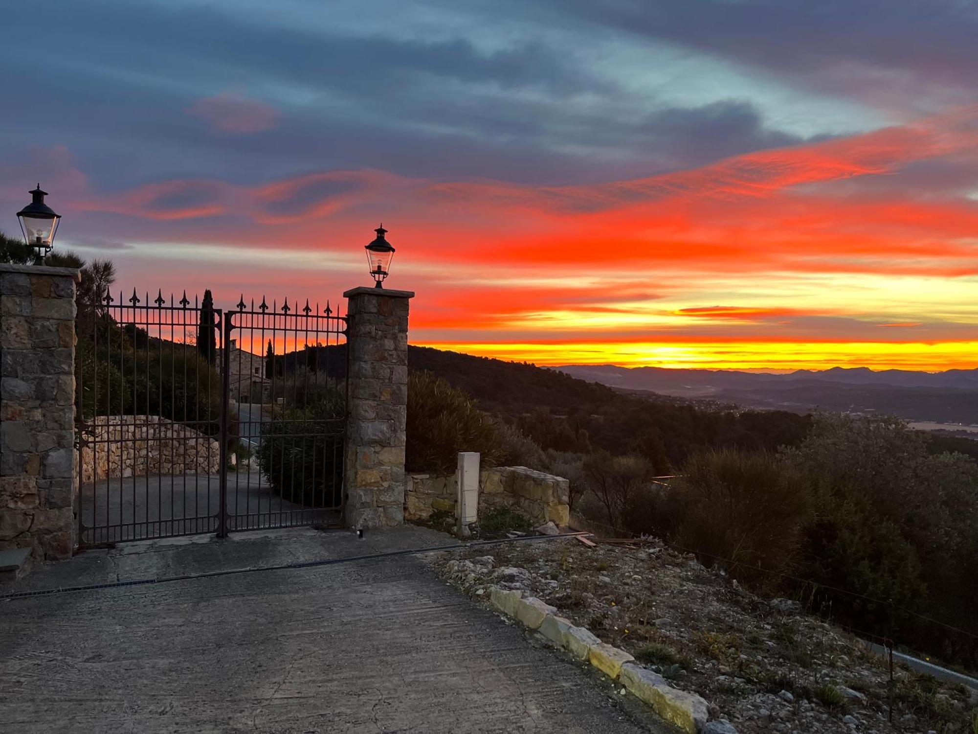 Vila La Fristouille Seillans Exteriér fotografie